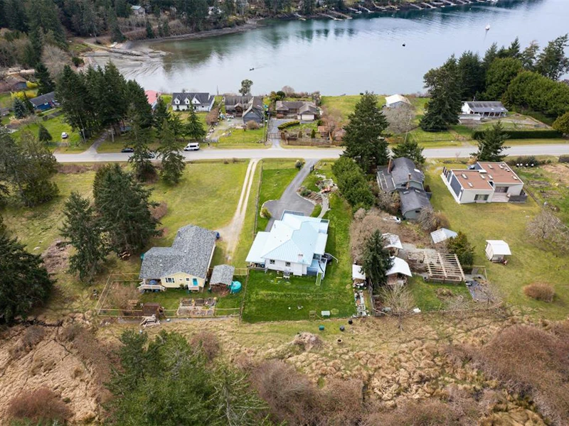 504 Dalton Drive, Mayne Island BC V0N 2J2