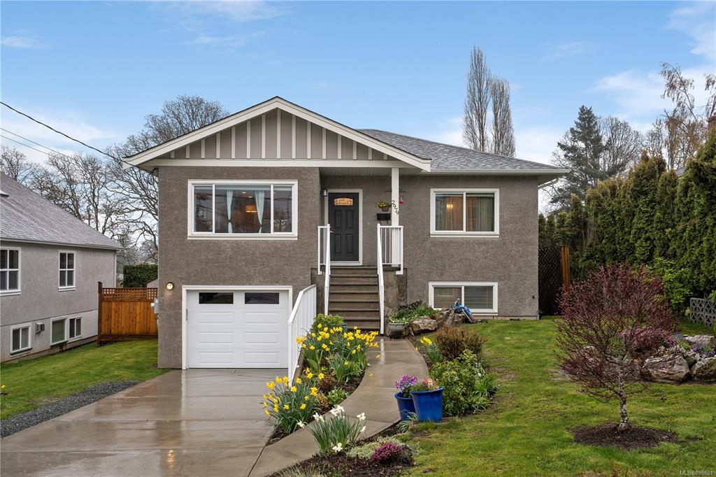 2979 Austin Avenue, Saanich, BC, V9A 2K9