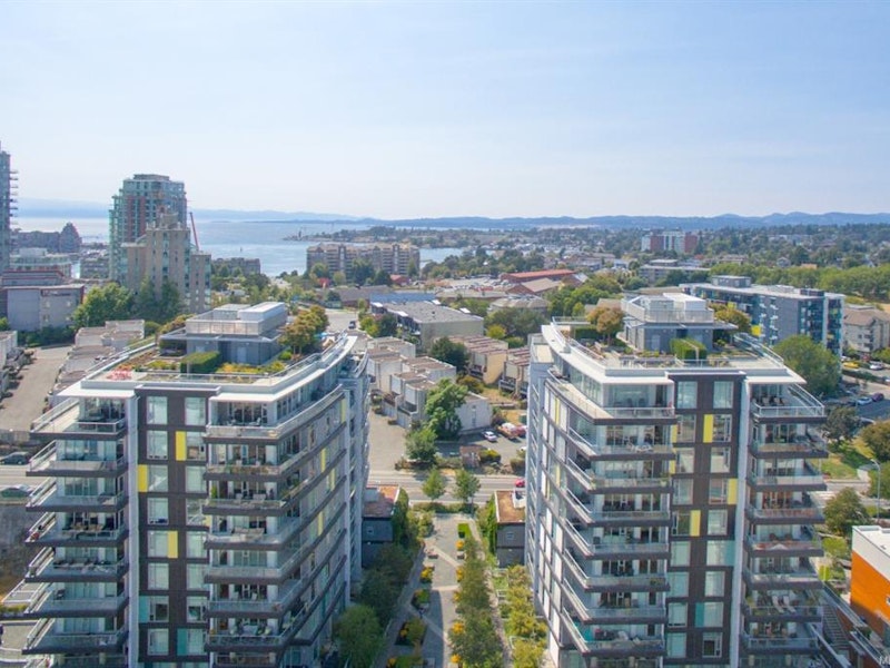 404 - 379 Tyee Road, Victoria BC