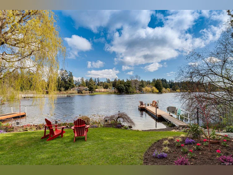 3121 Glen Lake Road, Langford, BC, V9B 4B5