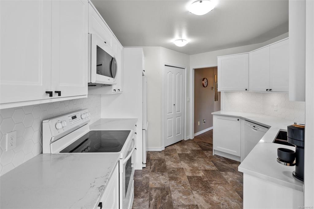 307-3921 Shelbourne Street, Saanich, BC, V8P 4H9 - 5