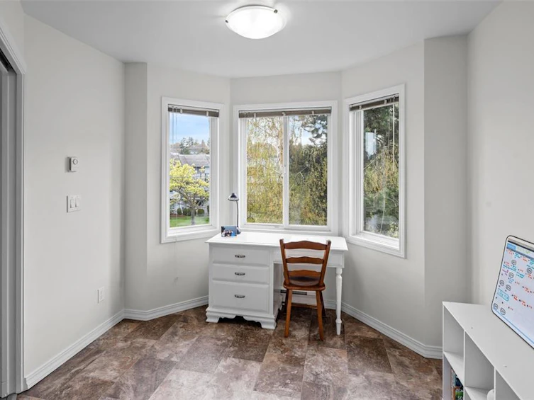 307-3921 Shelbourne Street, Saanich, BC, V8P 4H9 - 7