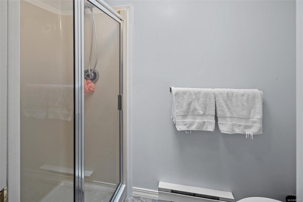 307-3921 Shelbourne Street, Saanich, BC, V8P 4H9 - 19