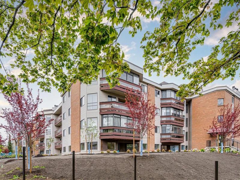 114 - 1560 Hillside Avenue, Victoria BC V8T 5B8