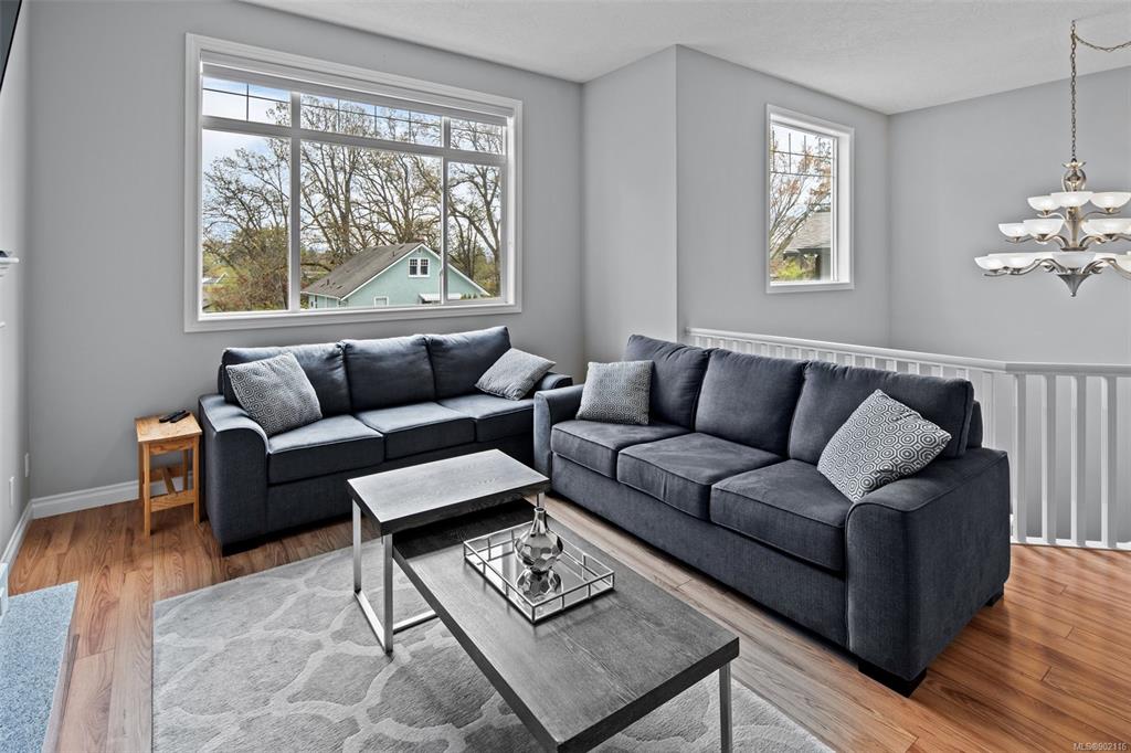 1417 Nev Place, Saanich, BC, V8P 5V6 - 7