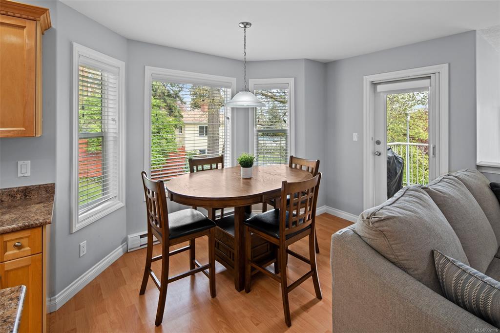 1417 Nev Place, Saanich, BC, V8P 5V6 - 10