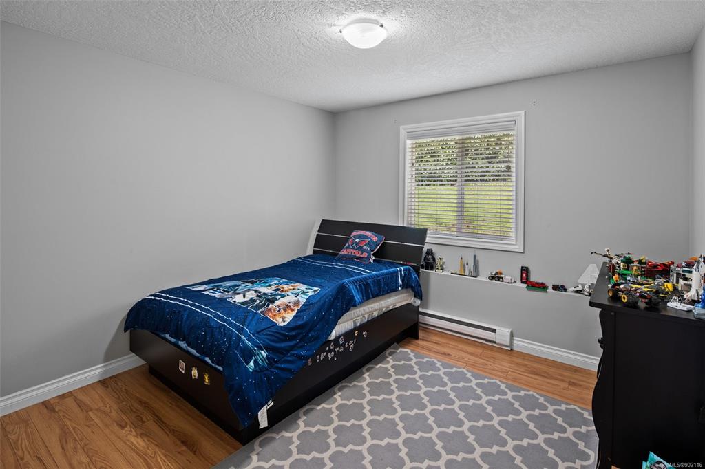 1417 Nev Place, Saanich, BC, V8P 5V6 - 17