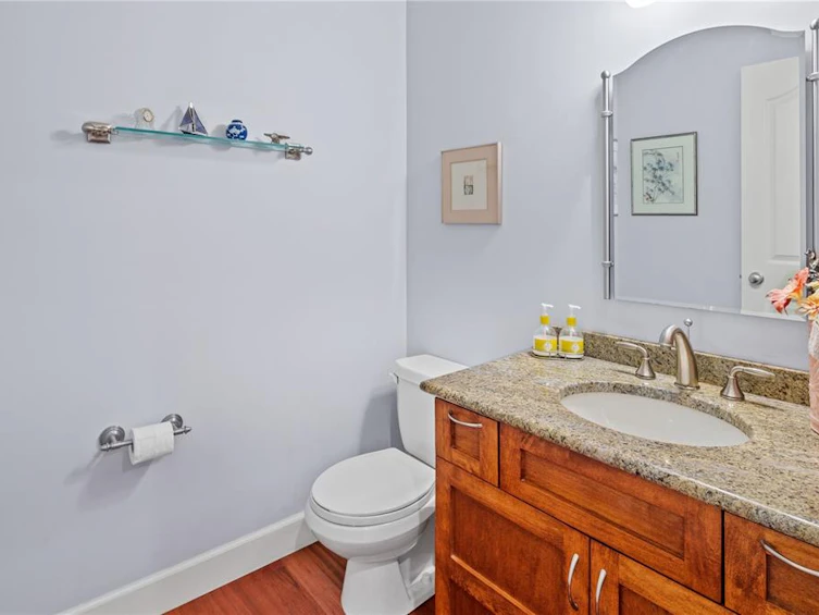 2006 Hannington Road, Langford, BC, V9B 6R6 - 23