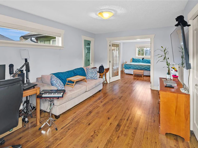 2006 Hannington Road, Langford, BC, V9B 6R6 - 26