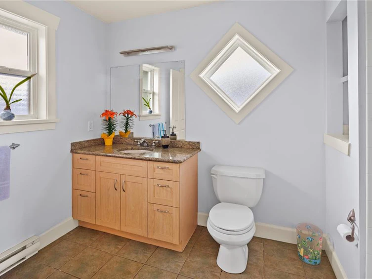 2006 Hannington Road, Langford, BC, V9B 6R6 - 28