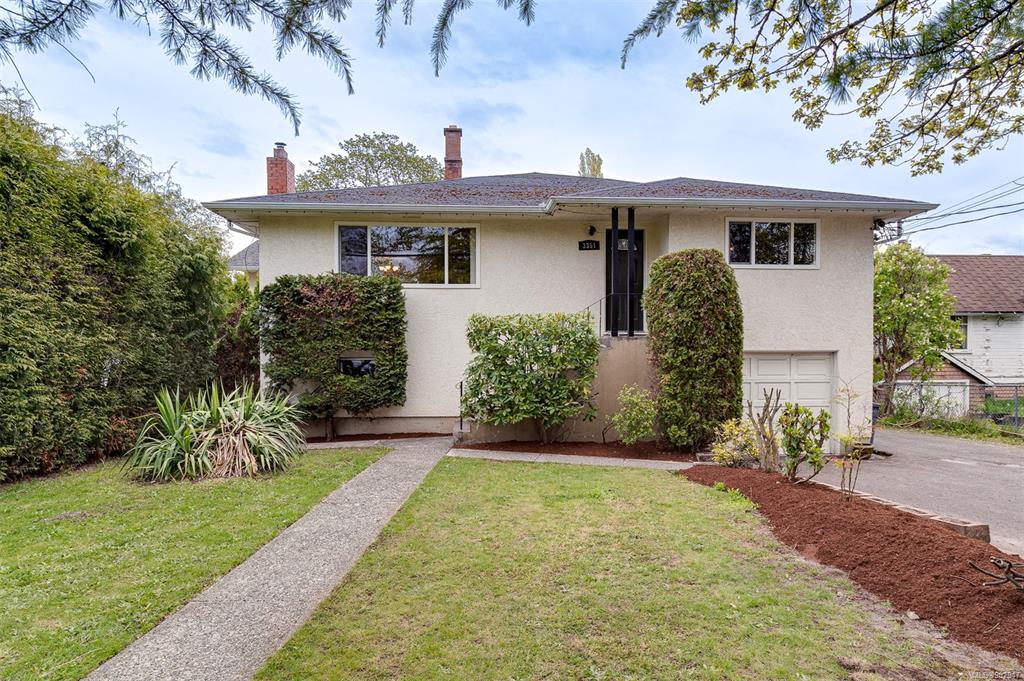 3351 Maplewood Road, Saanich, BC, V8P 3M9