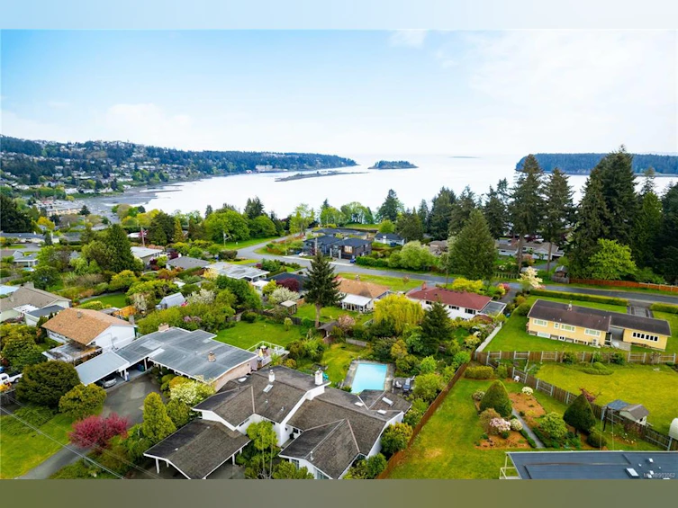 2510 Holyrood Drive, Nanaimo, BC, V9S 4K9