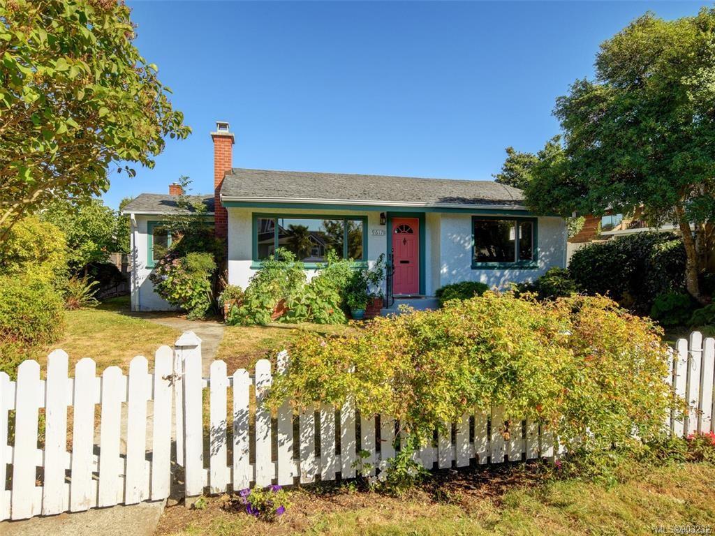 9617 Seventh Street, Sidney, BC, V8W 2V4