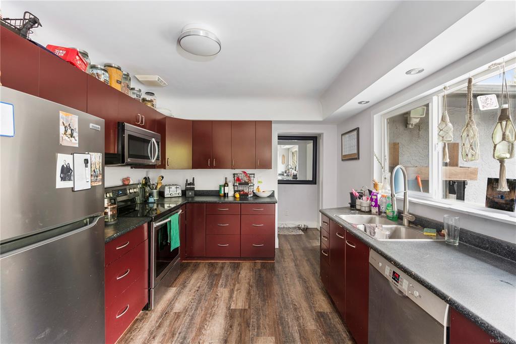 2589 Wentwich Road, Langford, BC, V9B 3N5 - 5