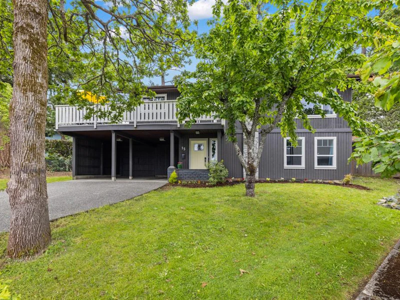 15 West Road, View Royal BC V9B 5C7