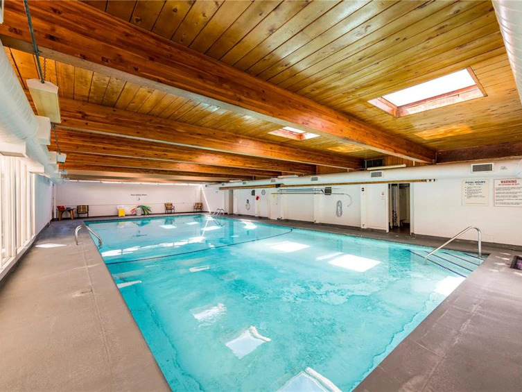 102-250 Douglas Street, Victoria, BC, V9V 2P4 - 13