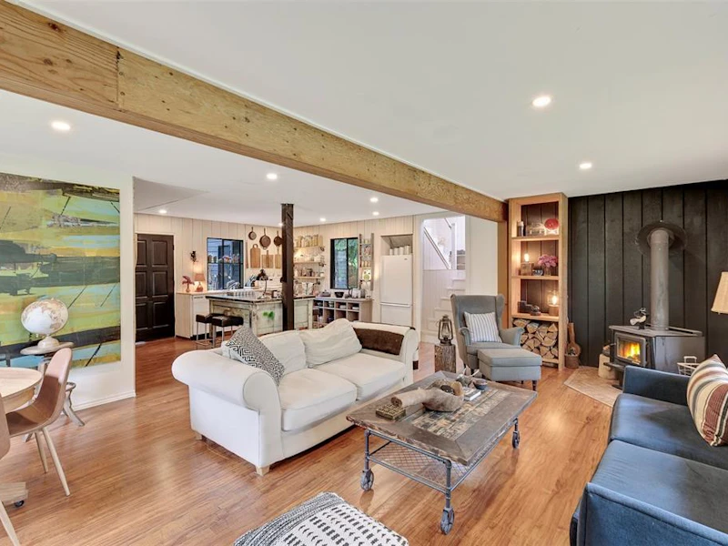 260 Mariners Way, Mayne Island BC V0N 2J2