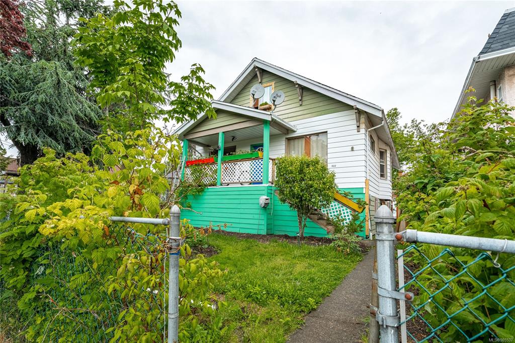 632 Manchester Road, Victoria, BC, V8T 2P1