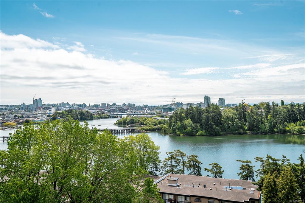 PH3-103 E Gorge Road, Victoria, BC, V9A 6Z2