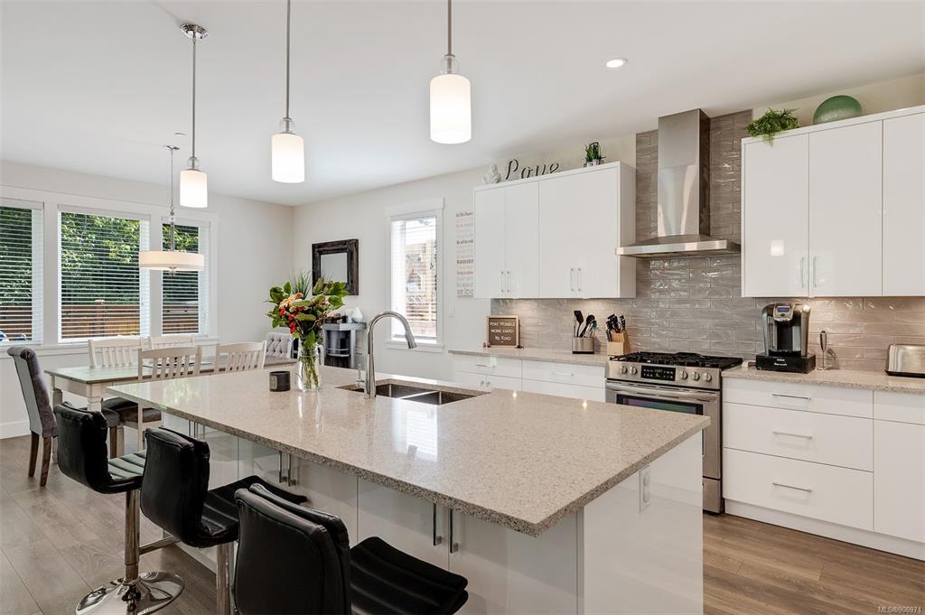 1815 Lifehouse Court, Sooke, BC, V9Z 0V1