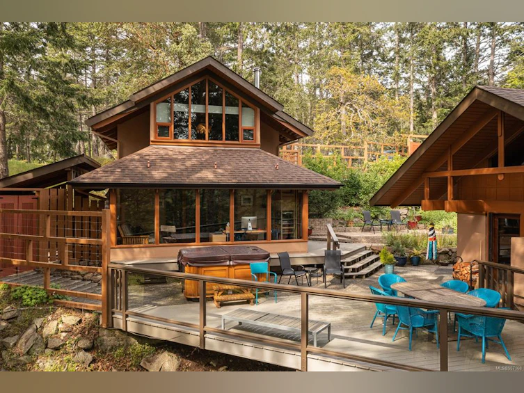 861 Nose Point Road, Salt Spring Island, BC, V8K 1S5