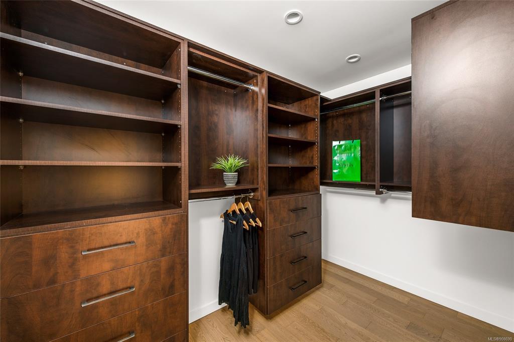 1455 Clifford Street, Victoria, BC, V8S 1M1 - 28