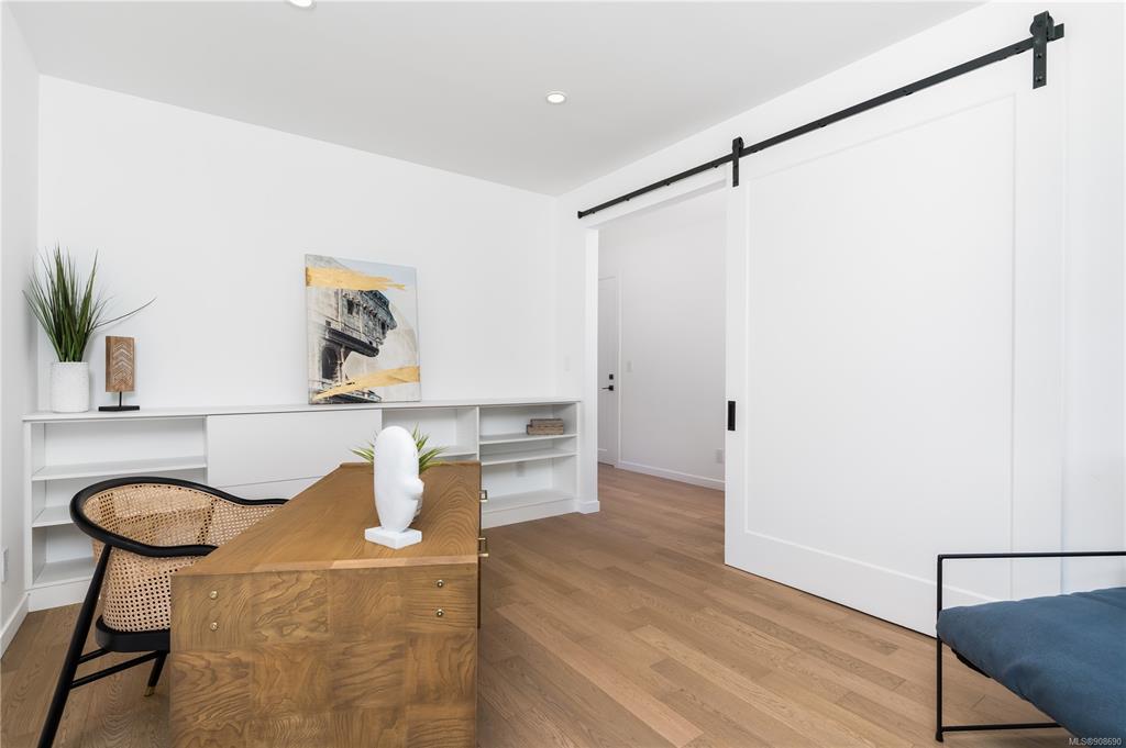 1455 Clifford Street, Victoria, BC, V8S 1M1 - 36