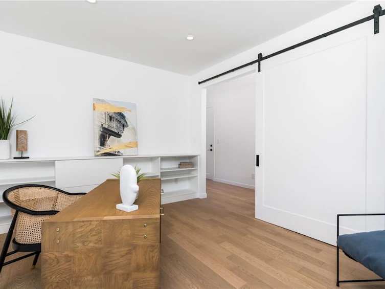 1455 Clifford Street, Victoria, BC, V8S 1M1 - 36