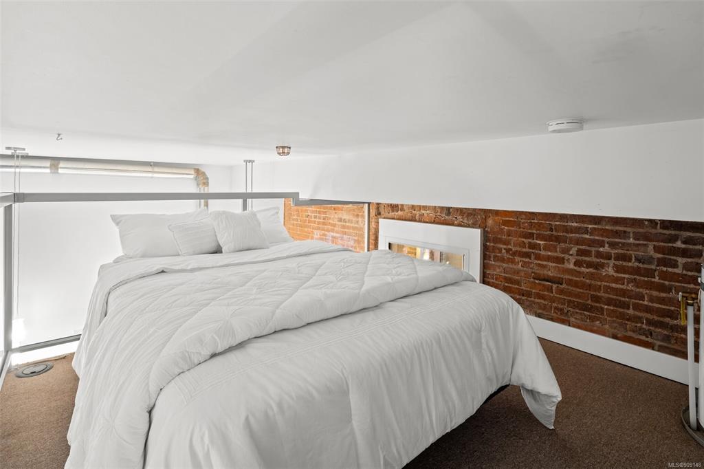 209-562 Yates Street, Victoria, BC, V8W 1K8 - 13