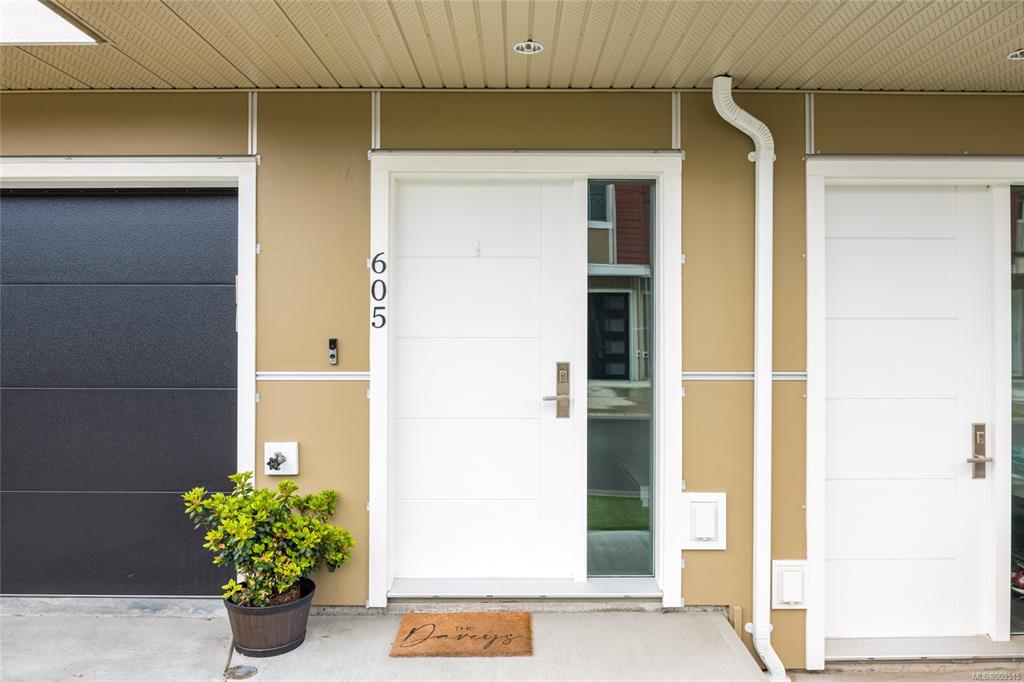 605 Selwyn Close, Langford, BC, V9B 0Z2 - 2