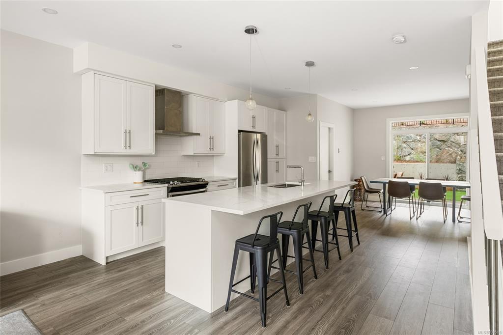 605 Selwyn Close, Langford, BC, V9B 0Z2 - 6