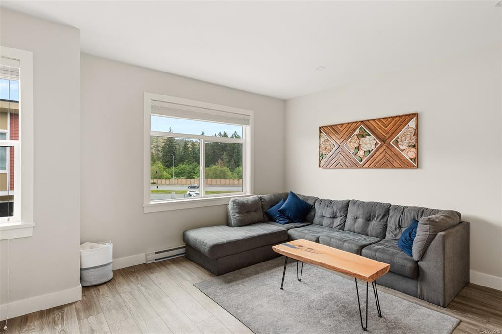 605 Selwyn Close, Langford, BC, V9B 0Z2 - 8