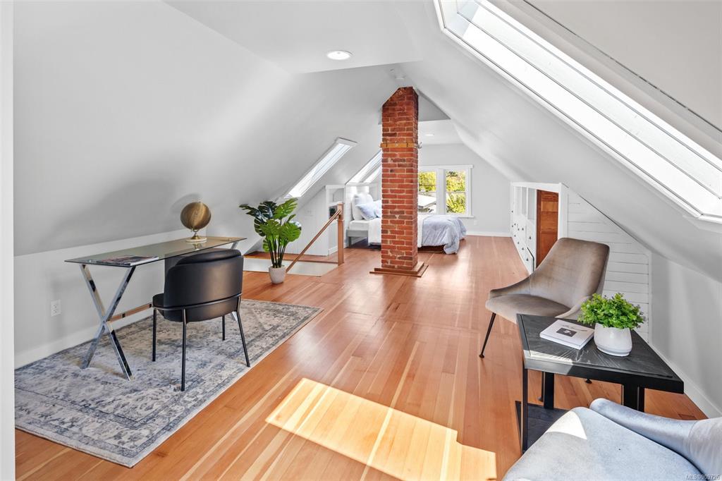 709 Connaught Road, Victoria, BC, V9A 2Z1 - 14