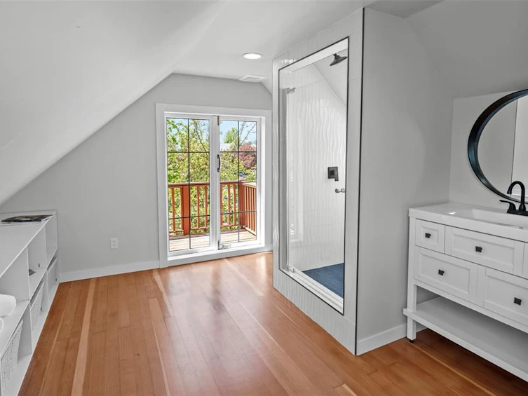 709 Connaught Road, Victoria, BC, V9A 2Z1 - 17