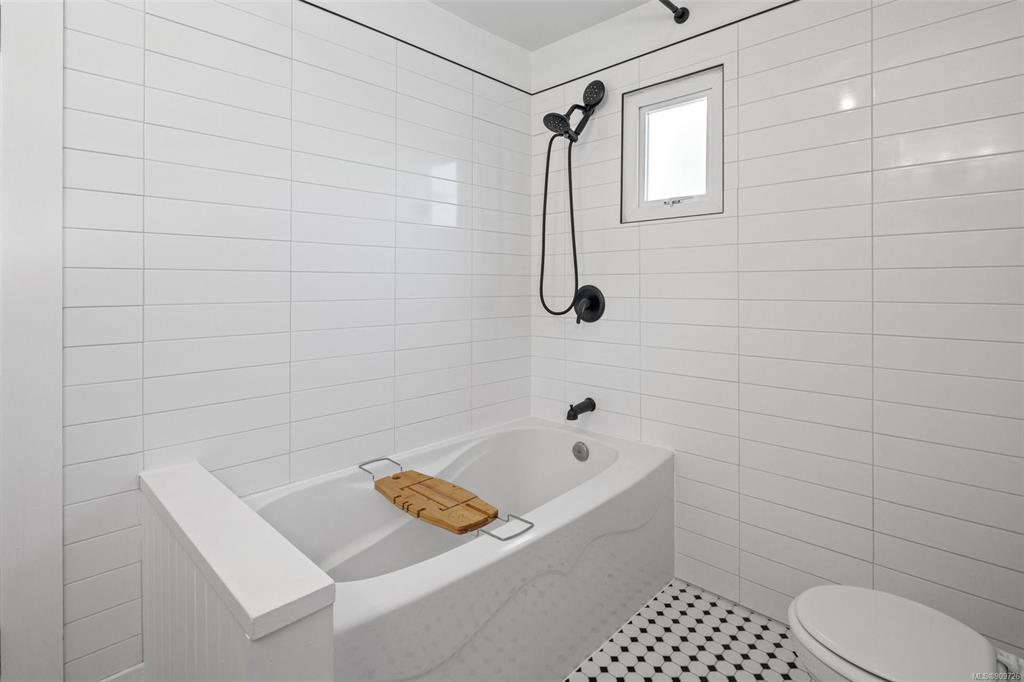 709 Connaught Road, Victoria, BC, V9A 2Z1 - 21
