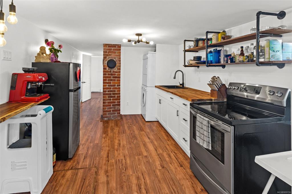 709 Connaught Road, Victoria, BC, V9A 2Z1 - 26