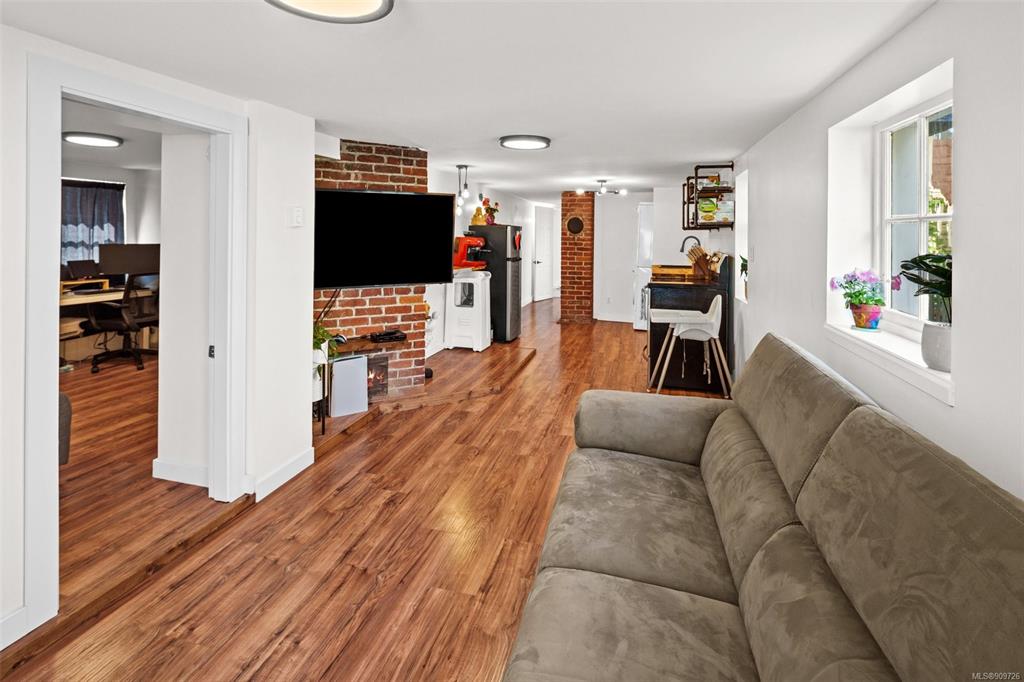 709 Connaught Road, Victoria, BC, V9A 2Z1 - 28
