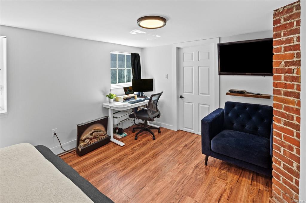 709 Connaught Road, Victoria, BC, V9A 2Z1 - 32