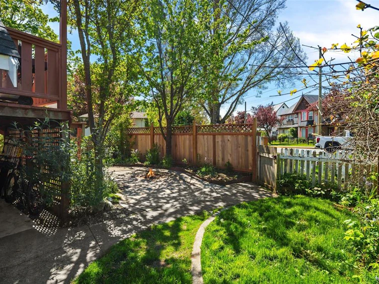 709 Connaught Road, Victoria, BC, V9A 2Z1 - 34