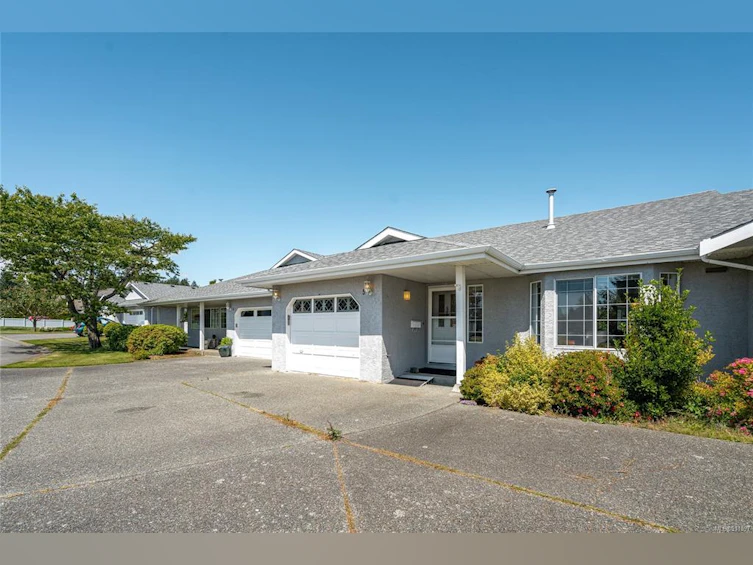5-2560 Wilcox Terrace, Central Saanich, BC, V8Z 6Z8