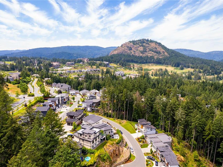 1161 Nature Park Place, Highlands, BC, V9B 0S6 - 3