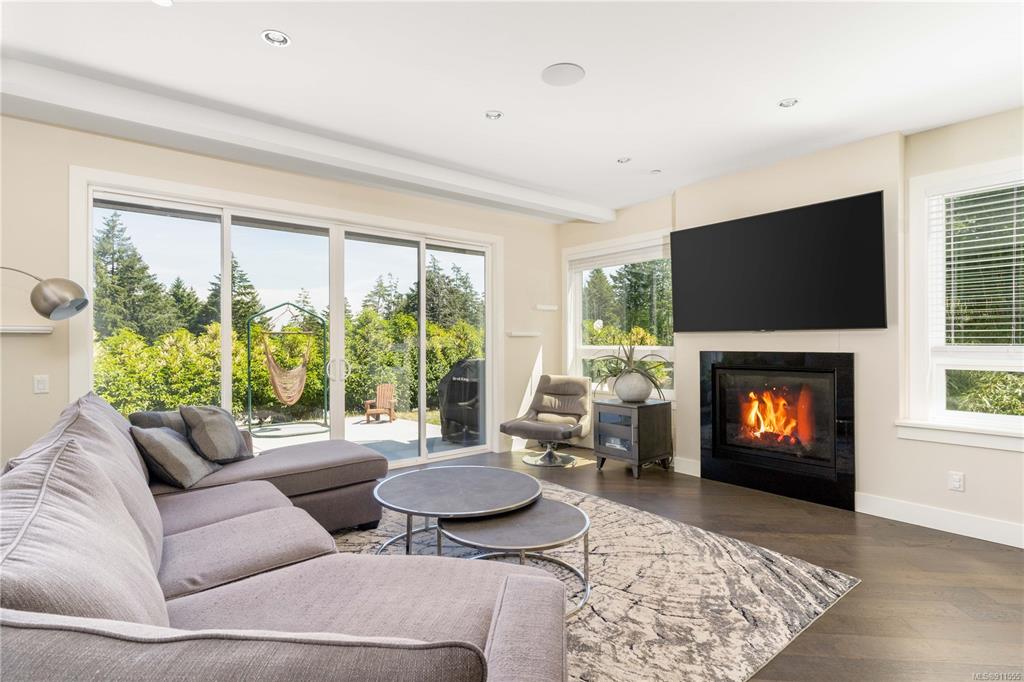 1161 Nature Park Place, Highlands, BC, V9B 0S6 - 5