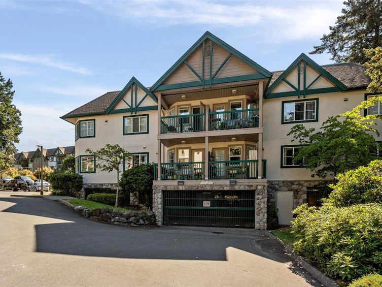 312-290 Island Highway, View Royal, BC, V9B 1G5 - 2