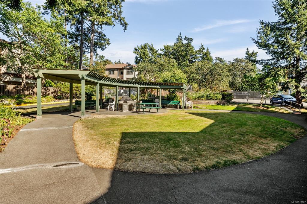 312-290 Island Highway, View Royal, BC, V9B 1G5 - 6