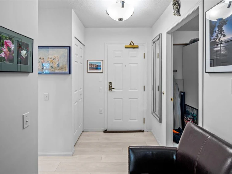 312-290 Island Highway, View Royal, BC, V9B 1G5 - 8