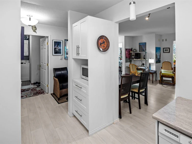 312-290 Island Highway, View Royal, BC, V9B 1G5 - 12