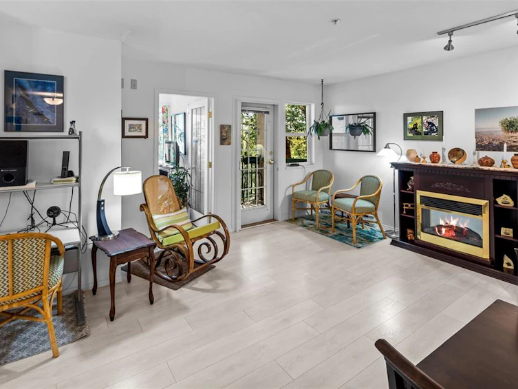 312-290 Island Highway, View Royal, BC, V9B 1G5 - 14