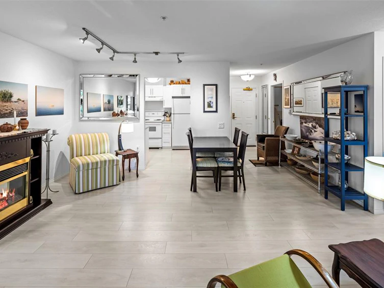 312-290 Island Highway, View Royal, BC, V9B 1G5 - 17