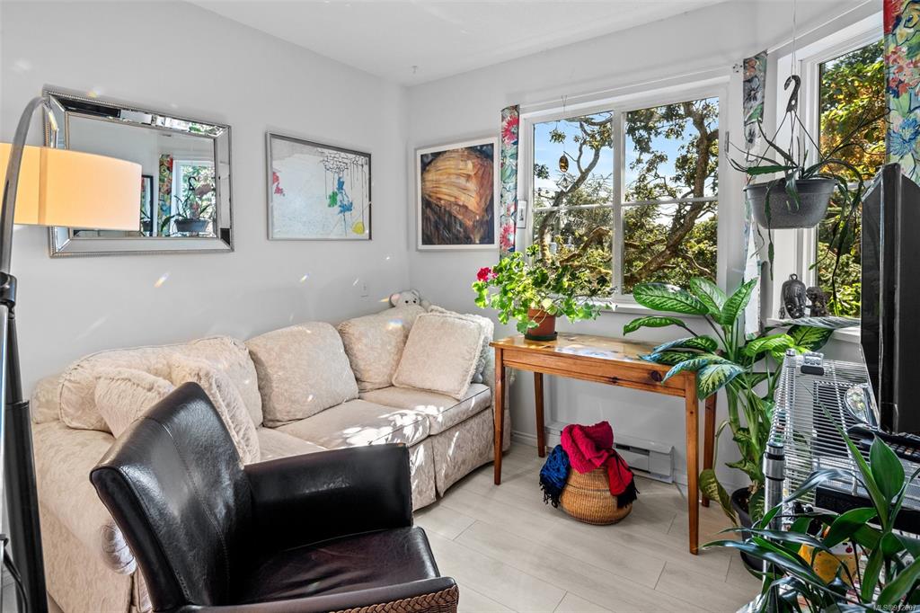 312-290 Island Highway, View Royal, BC, V9B 1G5 - 23