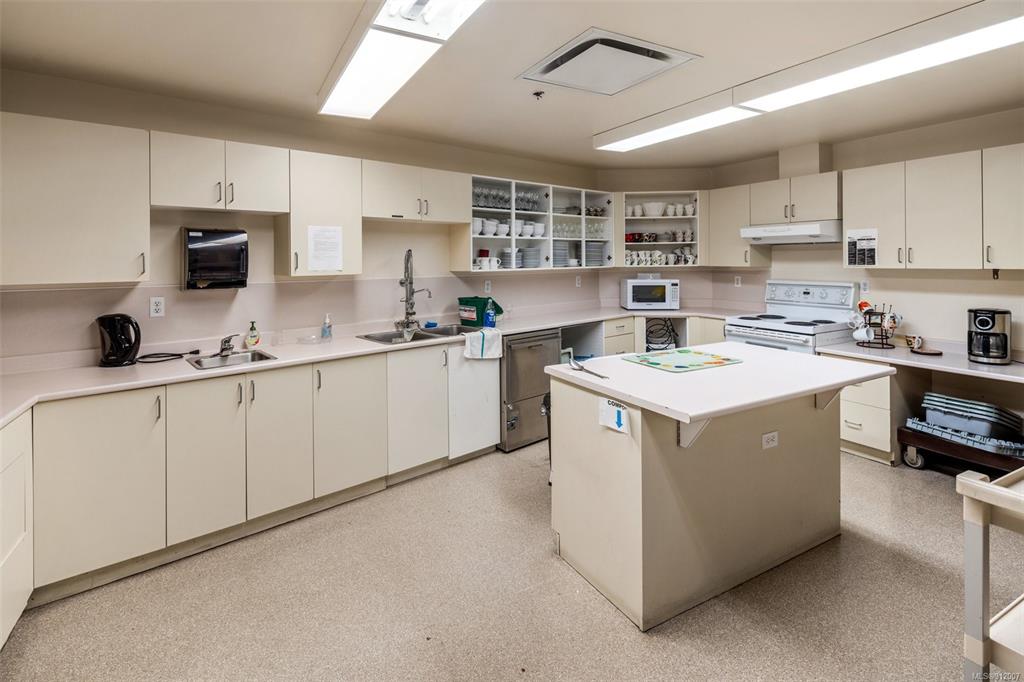 312-290 Island Highway, View Royal, BC, V9B 1G5 - 28